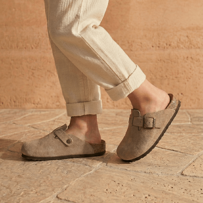 Solal Kids – Unisex Suede Comfort Clogs, Sizes 28–35 - 28 - Taupe