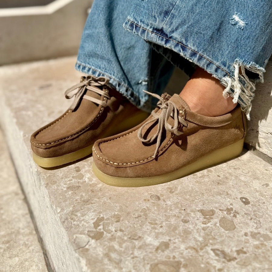 Zap – Women’s Suede Lace-Up Loafers with Natural Crepe Sole - 36 - Camel