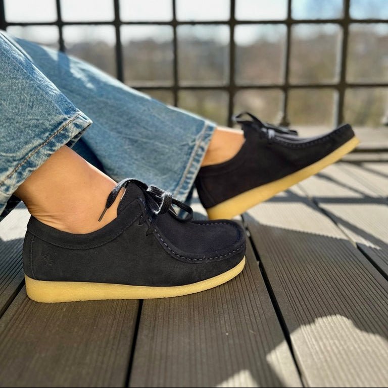 Zap – Women’s Suede Lace-Up Loafers with Natural Crepe Sole - 38 - S . choco